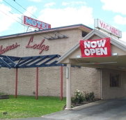 Abode Thomas Lodge - Lennox Head Accommodation