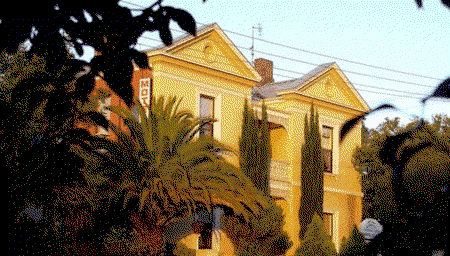 Castlemaine VIC Lennox Head Accommodation