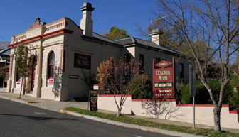 Omeo VIC Lennox Head Accommodation