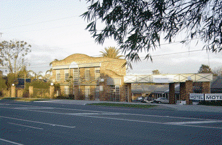 Macleod VIC Lennox Head Accommodation