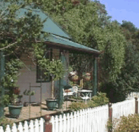 Trines Cottage - Lennox Head Accommodation