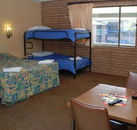 Oasis By The Lake - Lennox Head Accommodation