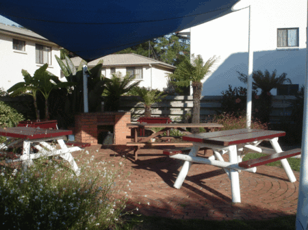 Peninsular Apartments - Lennox Head Accommodation 1