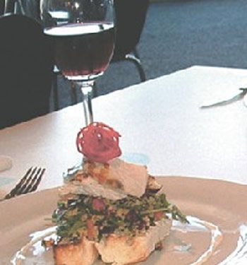 Eldo Hotel - Lennox Head Accommodation 1