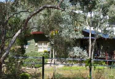 Karnak VIC Lennox Head Accommodation