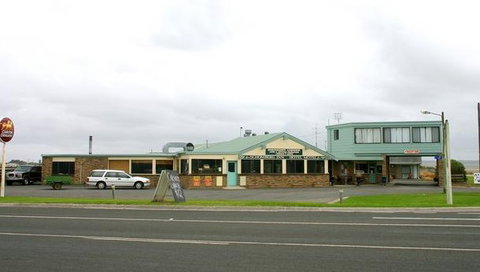 Schomberg Inn Hotel Motel - Lennox Head Accommodation 2