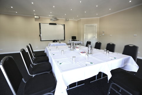 Quality Hotel Melbourne Airport - Lennox Head Accommodation 2