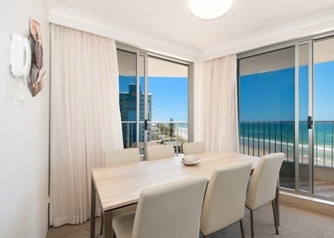Beachside Tower - Lennox Head Accommodation 2