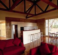 The Menzies Retreat - Lennox Head Accommodation