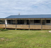 Surfin Sceales Beach House - Lennox Head Accommodation