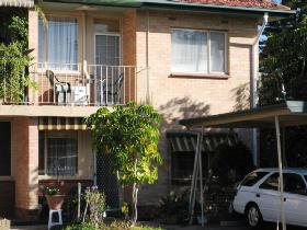 The Broadway - Lennox Head Accommodation 0