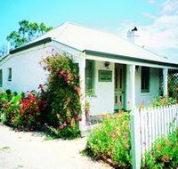 Sarah's Cottage - Lennox Head Accommodation
