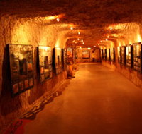 Umoona Opal Mine - Lennox Head Accommodation