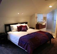 Merlot  Verdelho - Lennox Head Accommodation