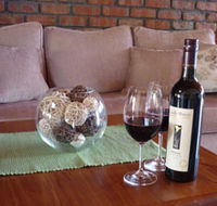 The Creek Cottage - Lennox Head Accommodation