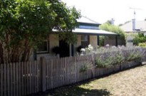 Georgie's Cottage - Lennox Head Accommodation 1