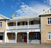 Port Elliot Beach House YHA - Lennox Head Accommodation