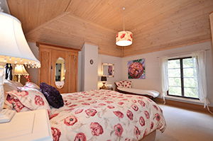 Adelaide Hills Retreats - Lennox Head Accommodation 1