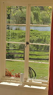 Adelaide Hills Retreats - Lennox Head Accommodation 3
