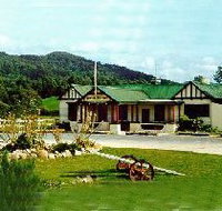 Pub in the Paddock - Lennox Head Accommodation