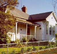 Majestic View Emily Cottage - Lennox Head Accommodation
