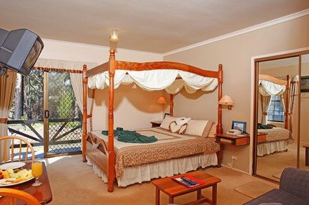 Fox And Hounds Inn - Lennox Head Accommodation 3