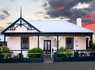 Touchwood Cottages - Lennox Head Accommodation 1