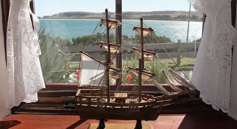 Captains Cottage - Lennox Head Accommodation 1