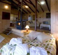 Treetops Seaview Montville - Lennox Head Accommodation