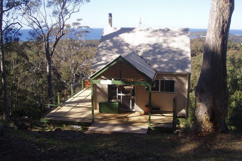 Bundle Hill Cottages - Lennox Head Accommodation 1