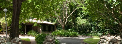 Invercauld House - Lennox Head Accommodation 0