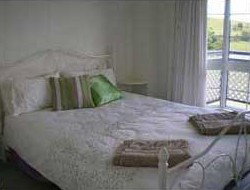 Halls Country Cottages - Lennox Head Accommodation 3