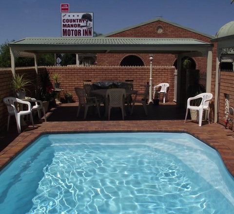 Country Manor Motor Inn - Lennox Head Accommodation 0