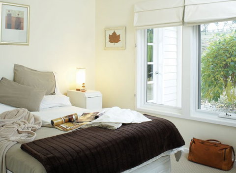 Andreas White House - Lennox Head Accommodation 0