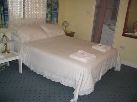 Enzian Lodge - Lennox Head Accommodation 2