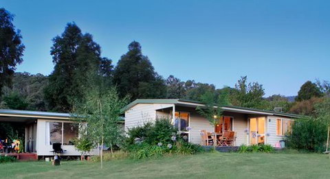 Queens Cottage - Lennox Head Accommodation 0