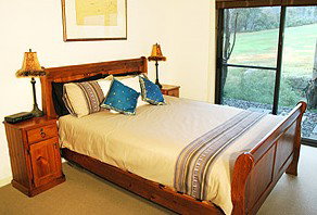Snowbound Chalets - Lennox Head Accommodation 2