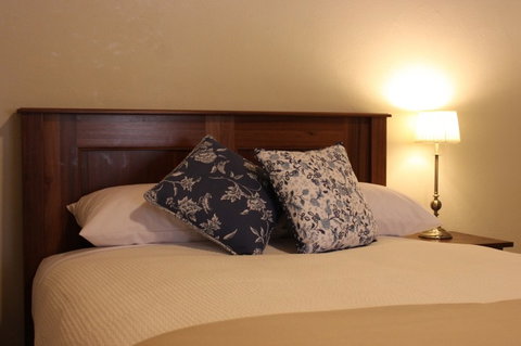 The Cottage Tumut - Lennox Head Accommodation 3