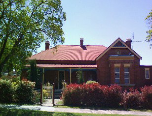 Tumut Accommodation Sefton House - Lennox Head Accommodation 0