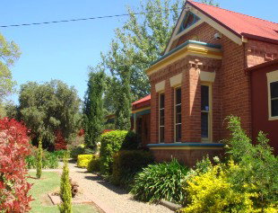 Tumut Accommodation Sefton House - Lennox Head Accommodation 2