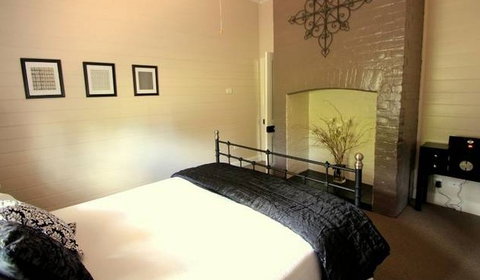 Annie's Folly Boutique Accommodation - Lennox Head Accommodation 1