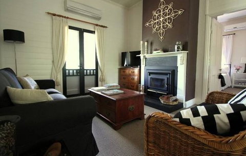 Annie's Folly Boutique Accommodation - Lennox Head Accommodation 2