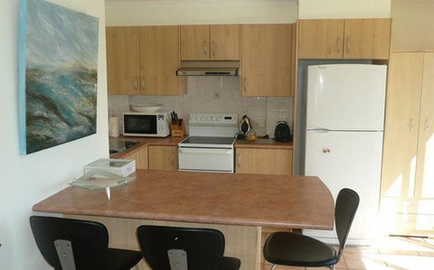 Alexandra Suite - Lennox Head Accommodation 3