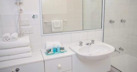 Belmore All-Suite Hotel - Lennox Head Accommodation 0