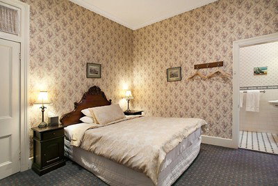 The Old George And Dragon Guesthouse - Lennox Head Accommodation 3