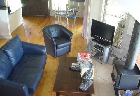 Amazing Country Escapes - Evanslea By The River - Lennox Head Accommodation 1
