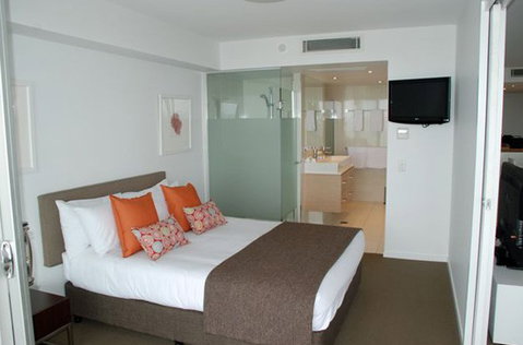 Echelon Apartments Yeppoon - Lennox Head Accommodation 3