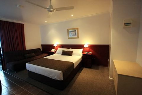 Xenia Central Studio Accommodation - Lennox Head Accommodation 1