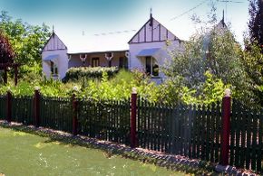 Briar Rose Cottages - Lennox Head Accommodation 2