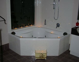 Whispers Of The Valley - Lennox Head Accommodation 4